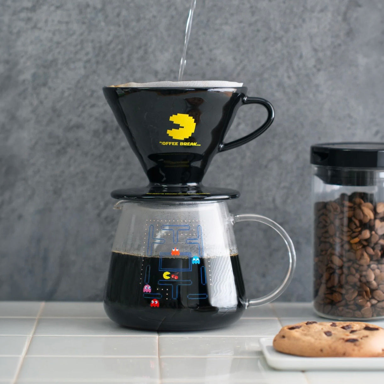 HARIO V60 CERAMIC DRIPPER SET W/ PAC-MAN
