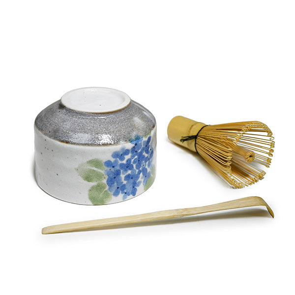 MATCHA BOWL SET  WHITE/BLUE FLORAL 14oz